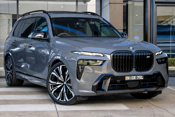 2025 BMW X7