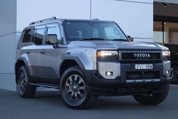 2024 Toyota Landcruiser Prado